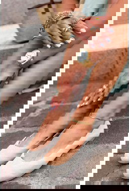 Zamszowe beżowe baleriny Ilyne