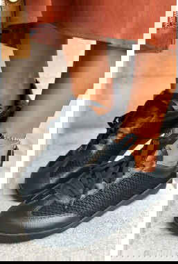 Czarne siateczkowe trampki barefoot Jasira