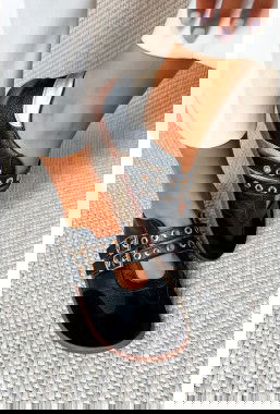 Czarne sneakersy barefoot Vioné
