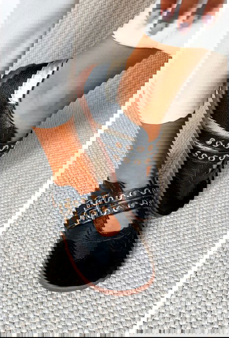 Czarne sneakersy barefoot Vioné