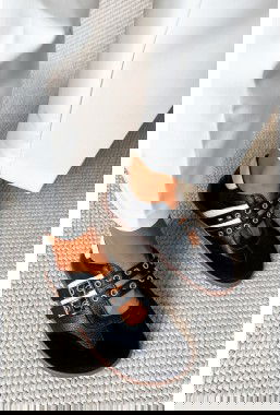 Czarno białe sneakersy barefoot Vioné