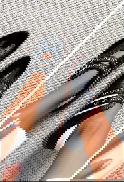Czarno białe sneakersy barefoot Vioné
