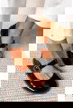 Czarne lakierowane baleriny barefoot Elora