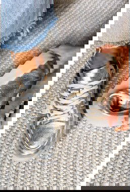 Metaliczne elastyczne sneakersy Norey